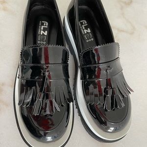 Women Loafer